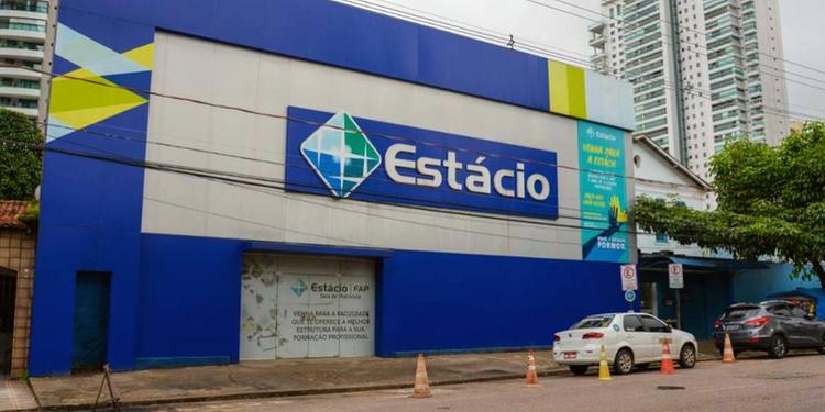 Estácio oferece bolsa de 50% em todo o curso de graduação