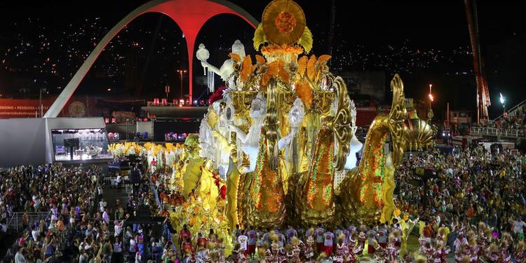 Sem Carnaval: Escolas do Rio condicionam desfile à vacina da Covid-19