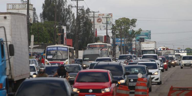 BR-316 tem fluxo intenso de veículos, mas sem congestionamentos