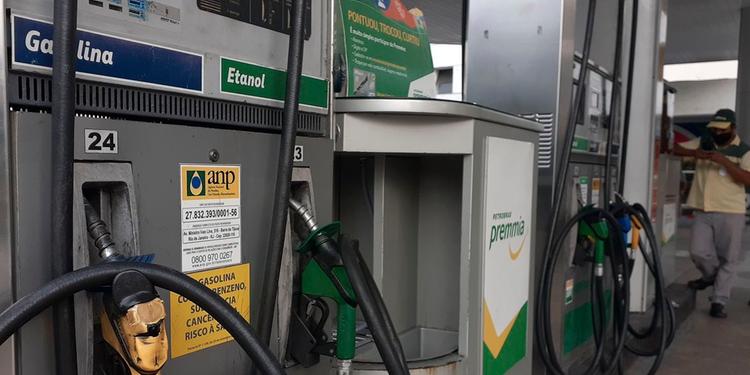 Postos já podem vender gasolina com novo padrão