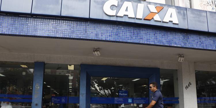 Caixa abre hoje mais de 700 agências das 8h às 12h