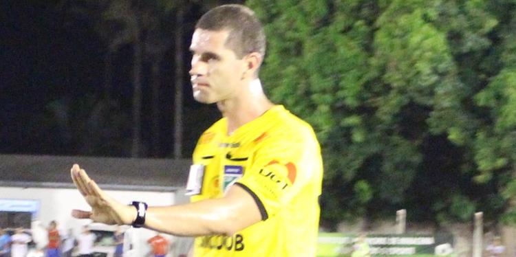 CBF divulga arbitragem para as partidas do Paysandu e Remo na Série C