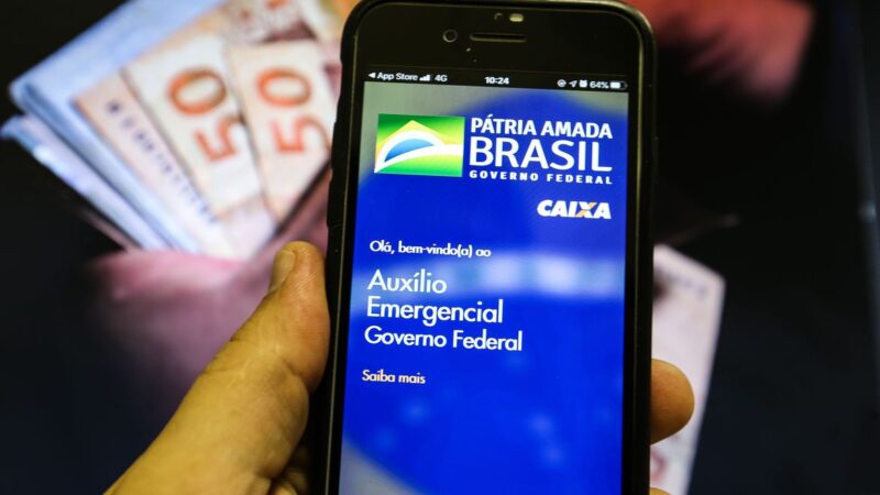 Trabalhadores nascidos em março podem sacar auxílio emergencial