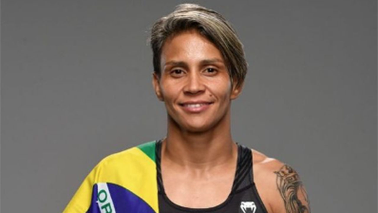 Amanda Lemos fala sobre busca pelo cinturão no UFC