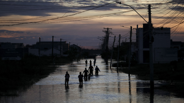 Chuvas causam estragos no Rio Grande do Sul, e Pelotas suspende aulas